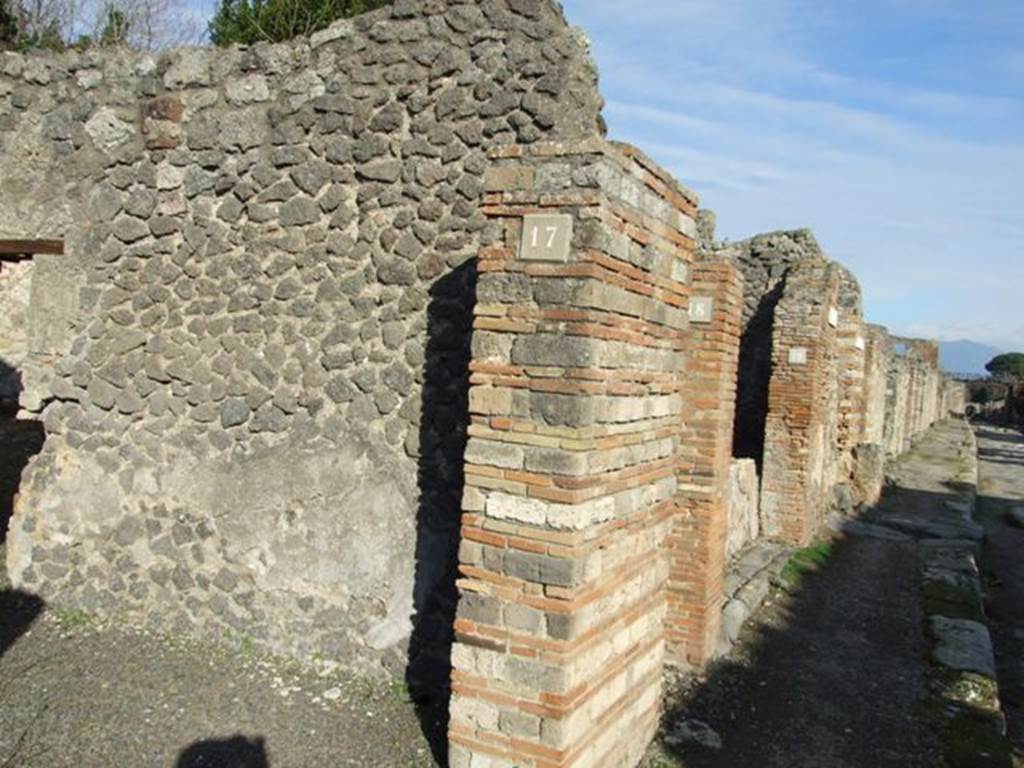 V.2.17 Pompeii. December 2007. Looking east along entrance on Via di Nola.