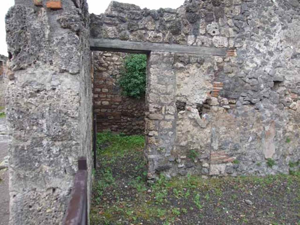 V.3.2 Pompeii. May 2010. Doorway in west wall, leading to V.3.1. 