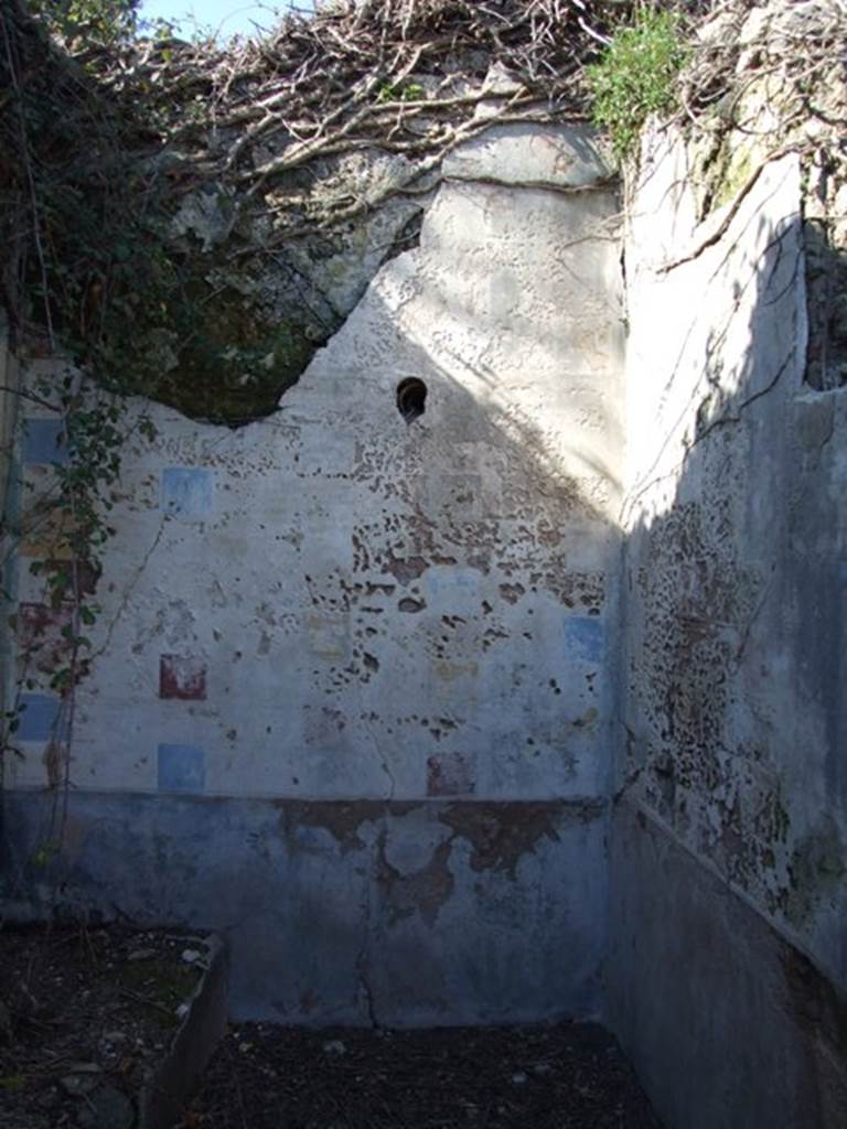 V.3.10 Pompeii. March 2009. North end of east portico.