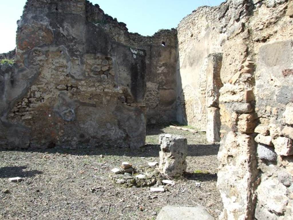 V.4.9 Pompeii. March 2009. Looking north-west across atrium area.