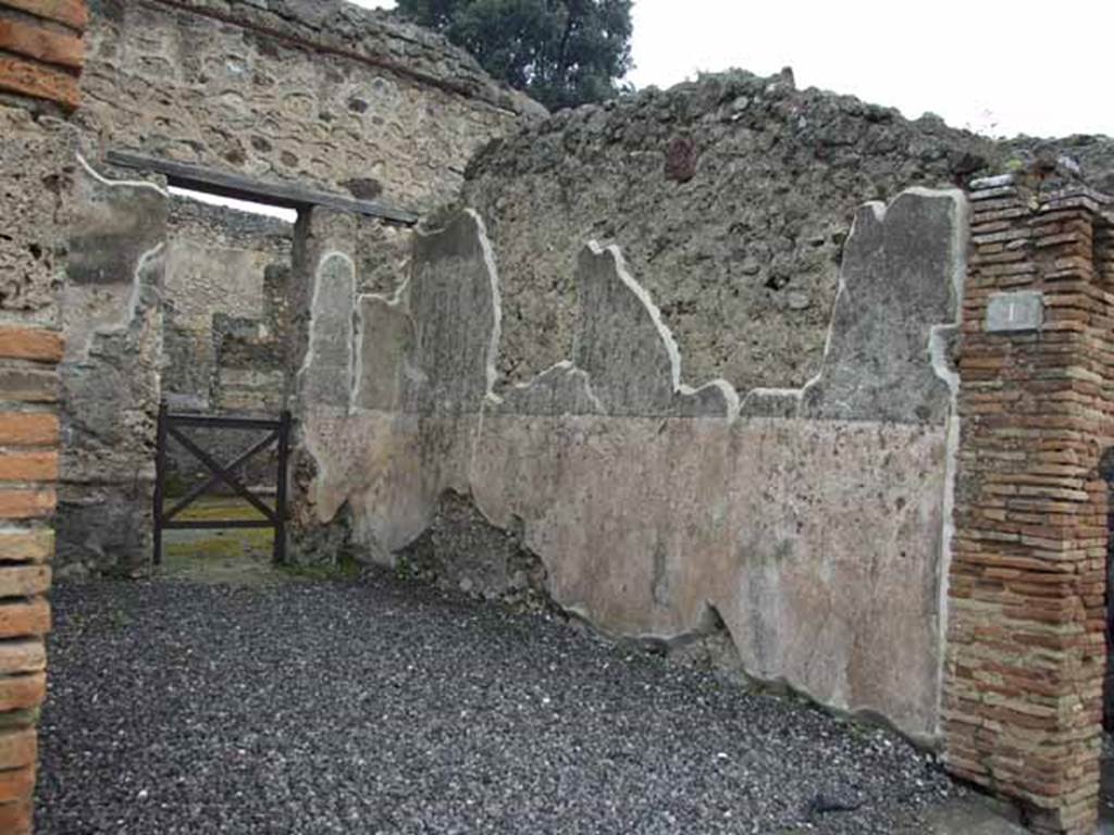 V.5.1 Pompeii. May 2010.  Looking north-east from entrance towards doorway linking to V.5.2.