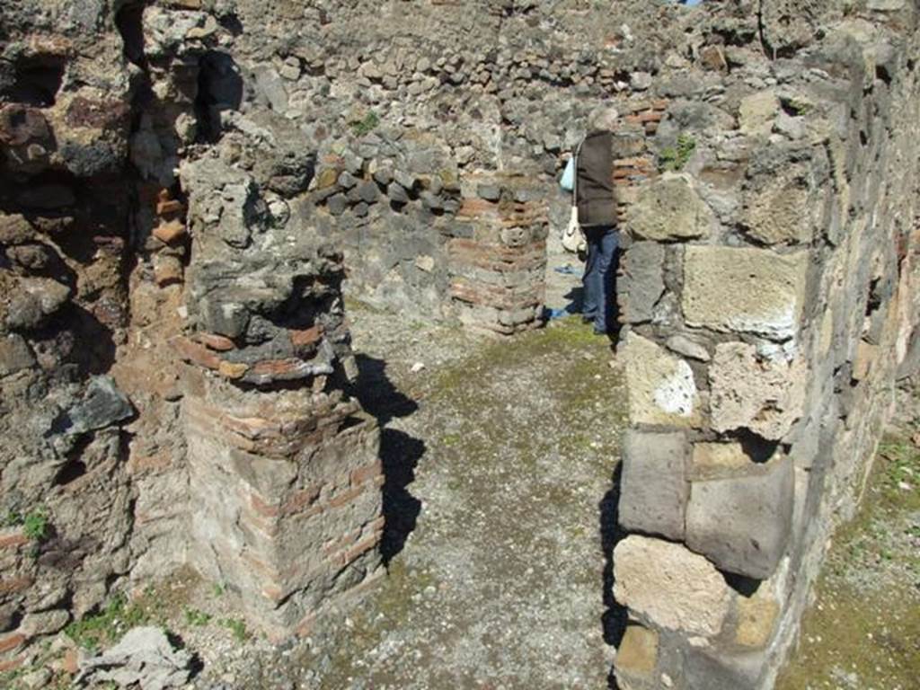 VI.1.2 Pompeii. March 2009. Doorway to second room on north side. 