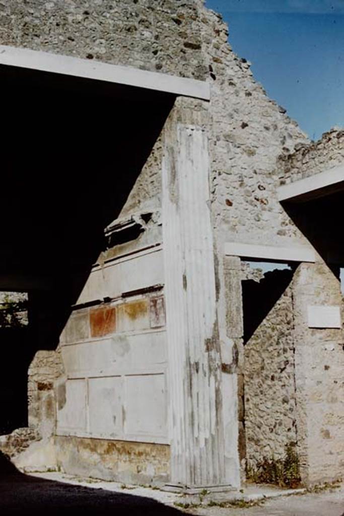 VI.2.4 Pompeii. 1959. 
South wall of tablinum, with doorway, on right, leading to portico. Photo by Stanley A. Jashemski.
Source: The Wilhelmina and Stanley A. Jashemski archive in the University of Maryland Library, Special Collections (See collection page) and made available under the Creative Commons Attribution-Non Commercial License v.4. See Licence and use details.
J59f0100
