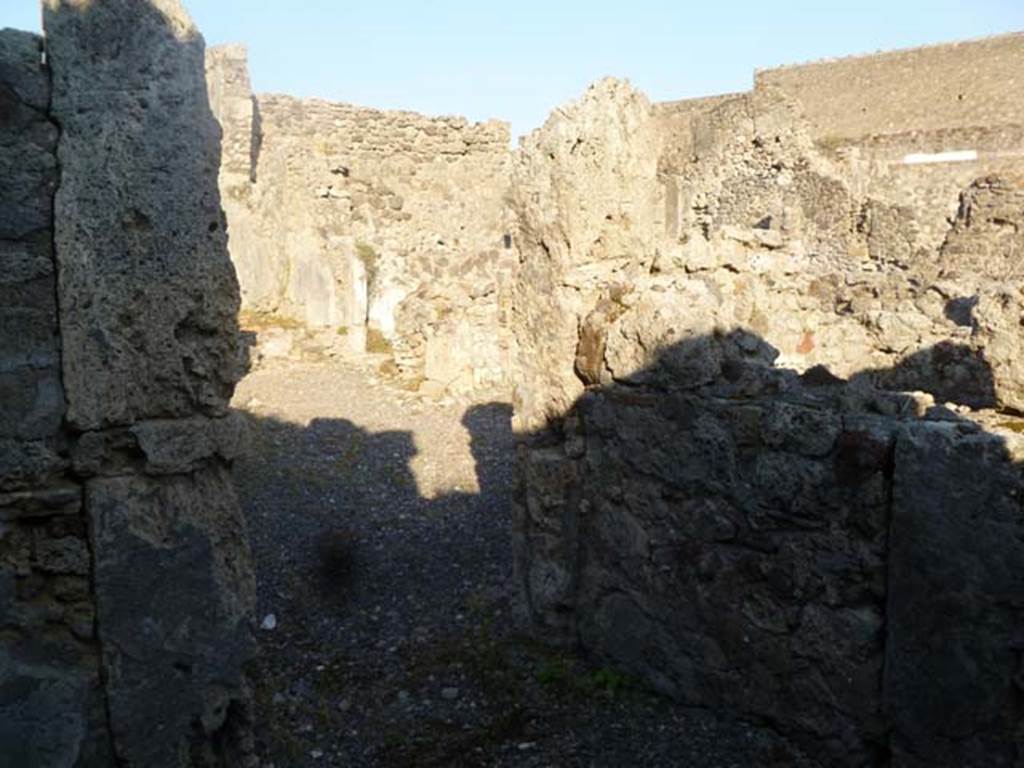 VI.2.10 Pompeii. May 2011. Looking east towards doorway of cubiculum, into atrium.
Photo courtesy of Michael Binns.
