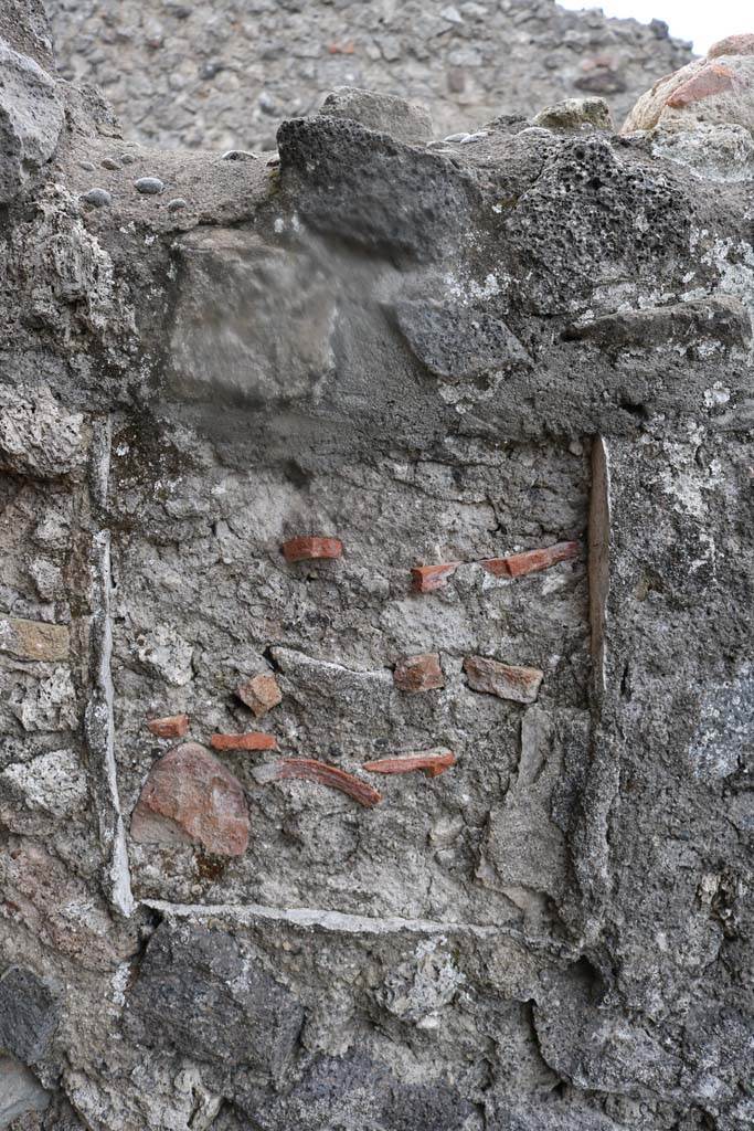 VI.4.1 Pompeii. December 2018. 
Looking towards niche in south wall of cubiculum. Photo courtesy of Aude Durand.
