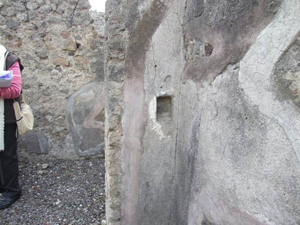 VI.5.3 Pompeii. December 2007. Looking south from doorway of room 8 into corridor of room 7, kitchen area.  