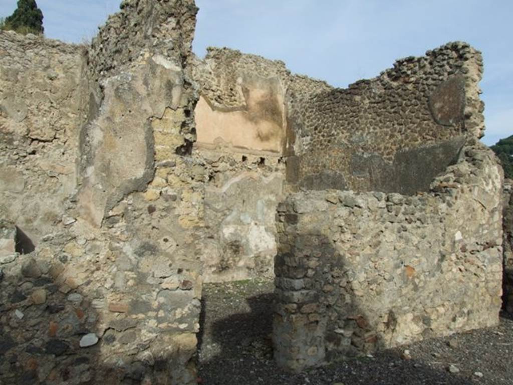 VI.5.3 Pompeii. December 2007. Doorway into room 14, in north-east corner (one of the four rooms with other rooms above).