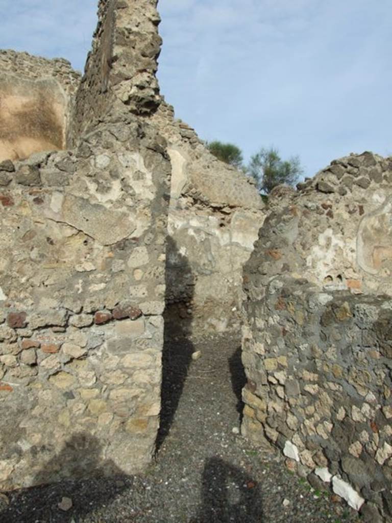 VI.5.3 Pompeii. December 2007. Doorway to room 15, (one of the four rooms with other rooms above).
