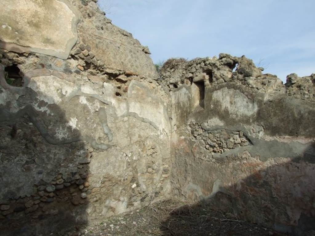 VI.5.3 Pompeii. December 2007. Room 15, north-east corner.  