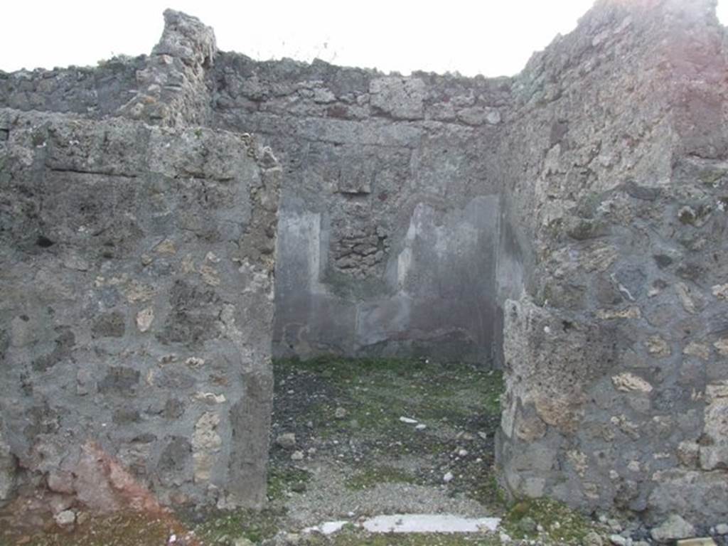 VI.5.5 Pompeii. December 2007. Doorway into cubiculum in the centre of south side of atrium.  