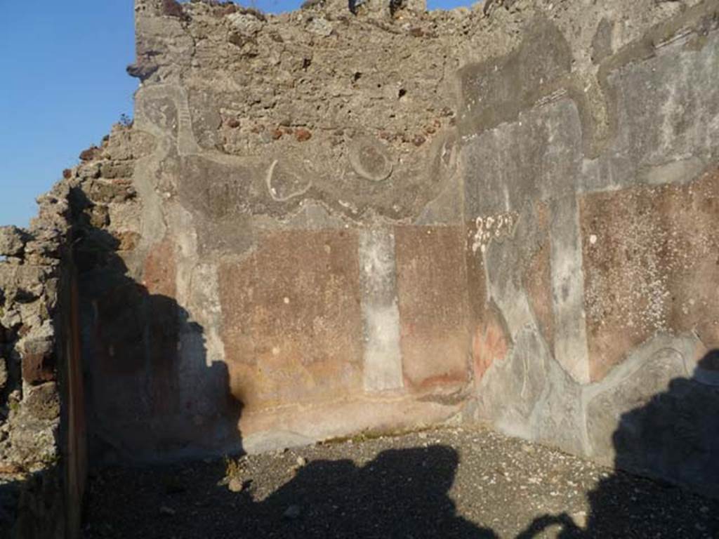 VI.5.10 Pompeii. May 2011. Room 10, east wall.