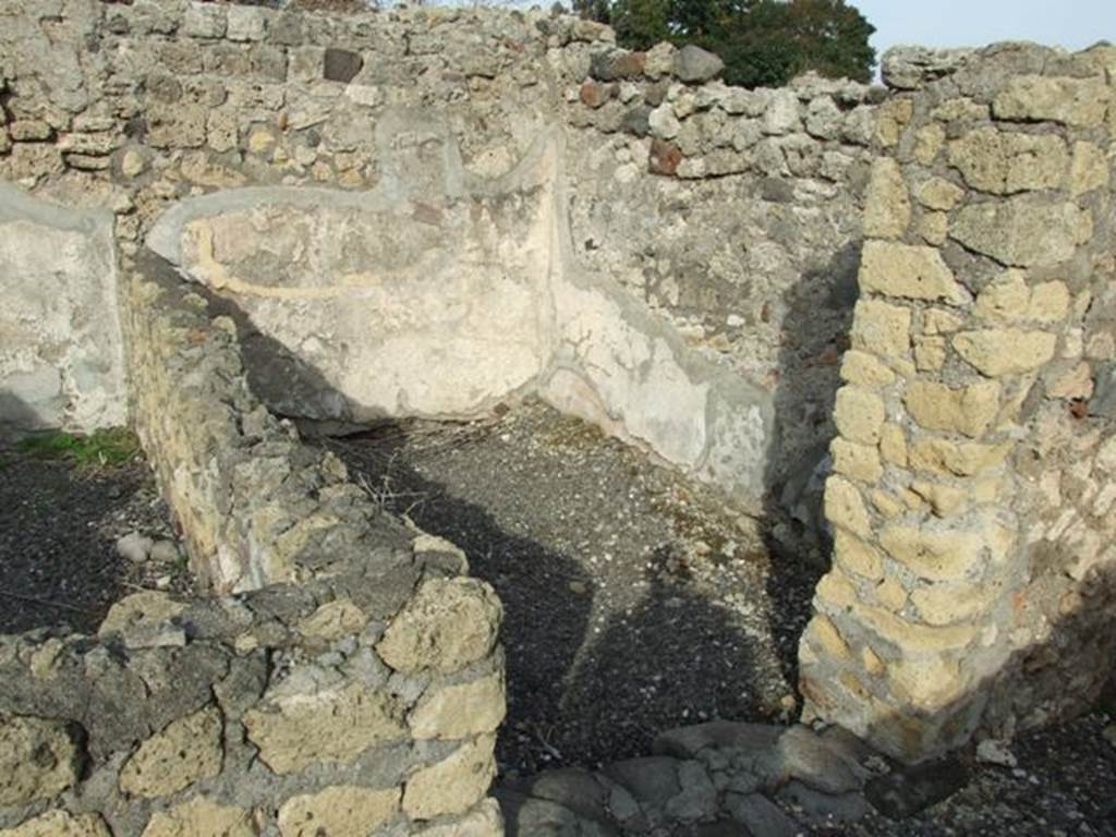 VI.5.10 Pompeii. December 2007. Doorway to room 13.