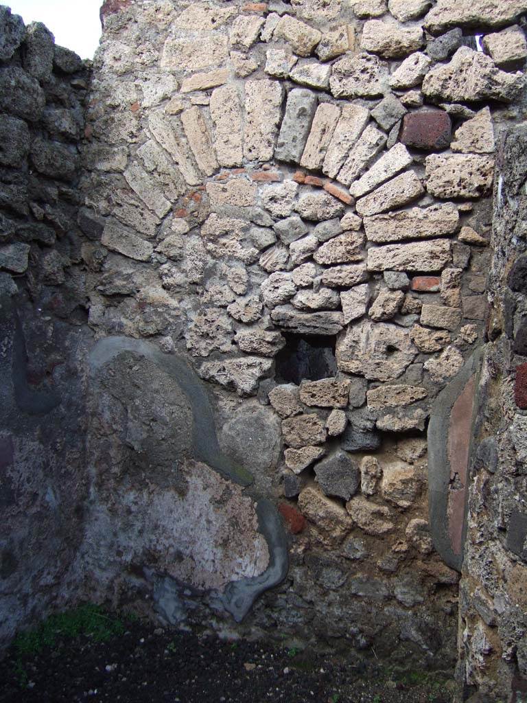 VI.5.16 Pompeii. December 2005. Room in north-west corner of tablinum.