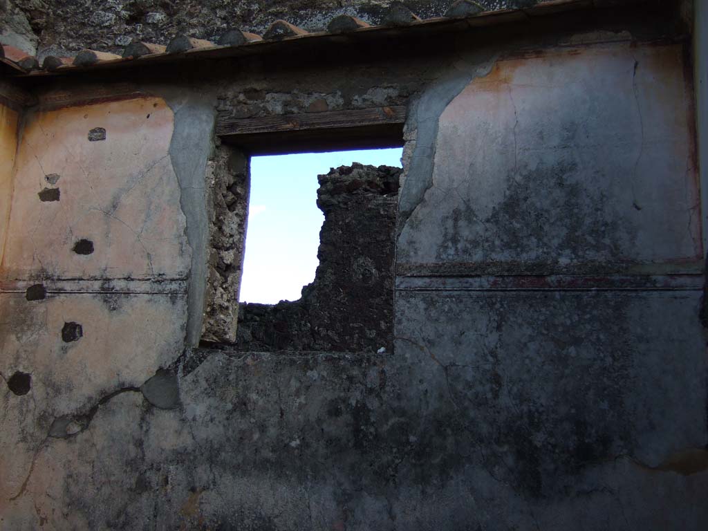 VI.5.16 Pompeii. December 2005. Oecus in north-east corner of atrium.