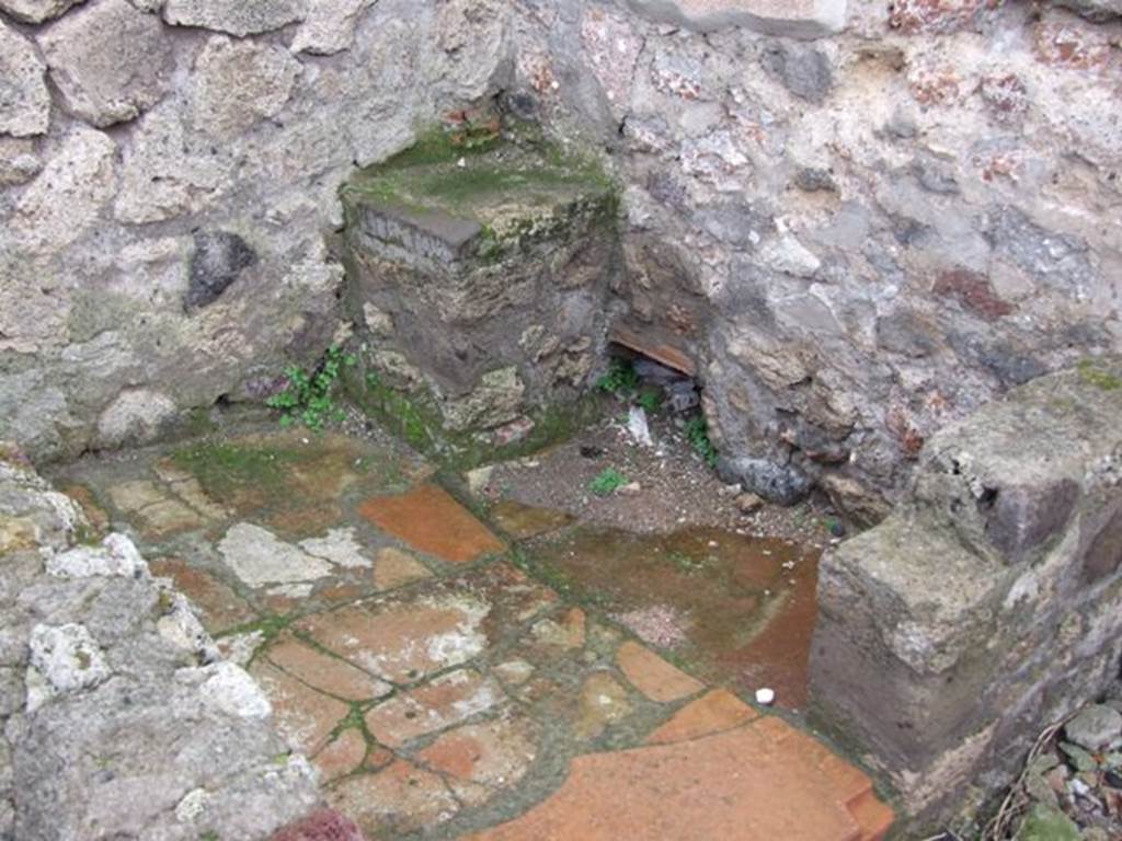 VI.6.1 Pompeii. December 2007. Room 17, latrine in room to west of kitchen area.