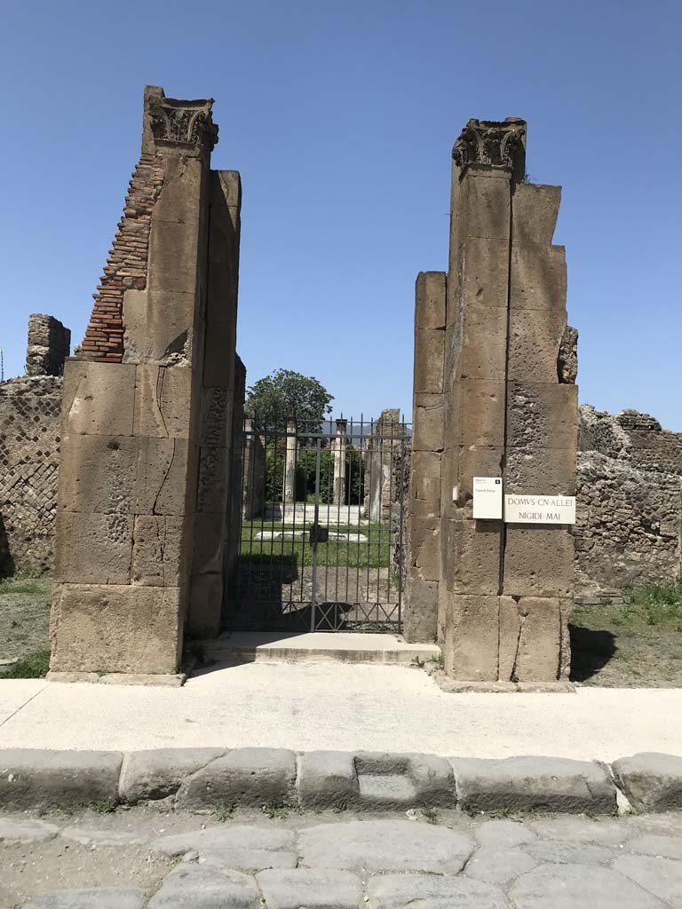 VI.6.1 Pompeii. April 2019. Looking north to entrance doorway. Photo courtesy of Rick Bauer.