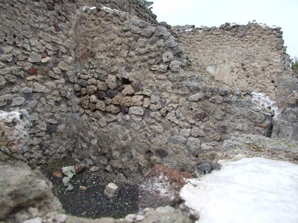 VI.6.10 Pompeii. December 2007. Looking north from VI.6.1, towards room in south-west corner of atrium.