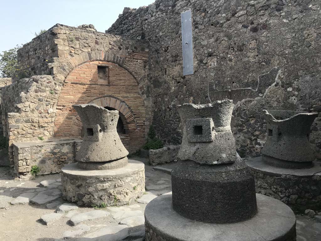 VI.6.17 Pompeii. April 2019. Looking north across bakery. Photo courtesy of Rick Bauer. 