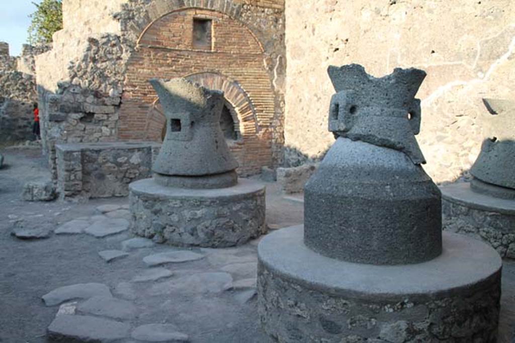 VI.6.17 Pompeii. October 2014. Looking north across bakery. Photo courtesy of Marie Schulze.
