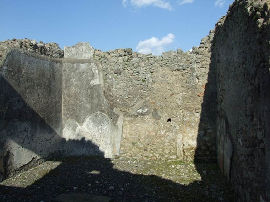 VI.7.1 Pompeii. March 2009. Triclinium at rear of light-well, looking east.