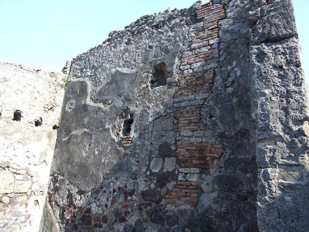 VI.7.5 Pompeii.  March 2009.  East wall.