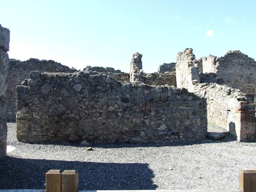 VI.7.10 Pompeii.  March 2009.  West wall.