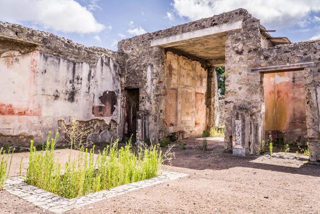 VI.7.23 Pompeii. July 2021. Looking towards south-west corner of atrium. Photo courtesy of Johannes Eber.