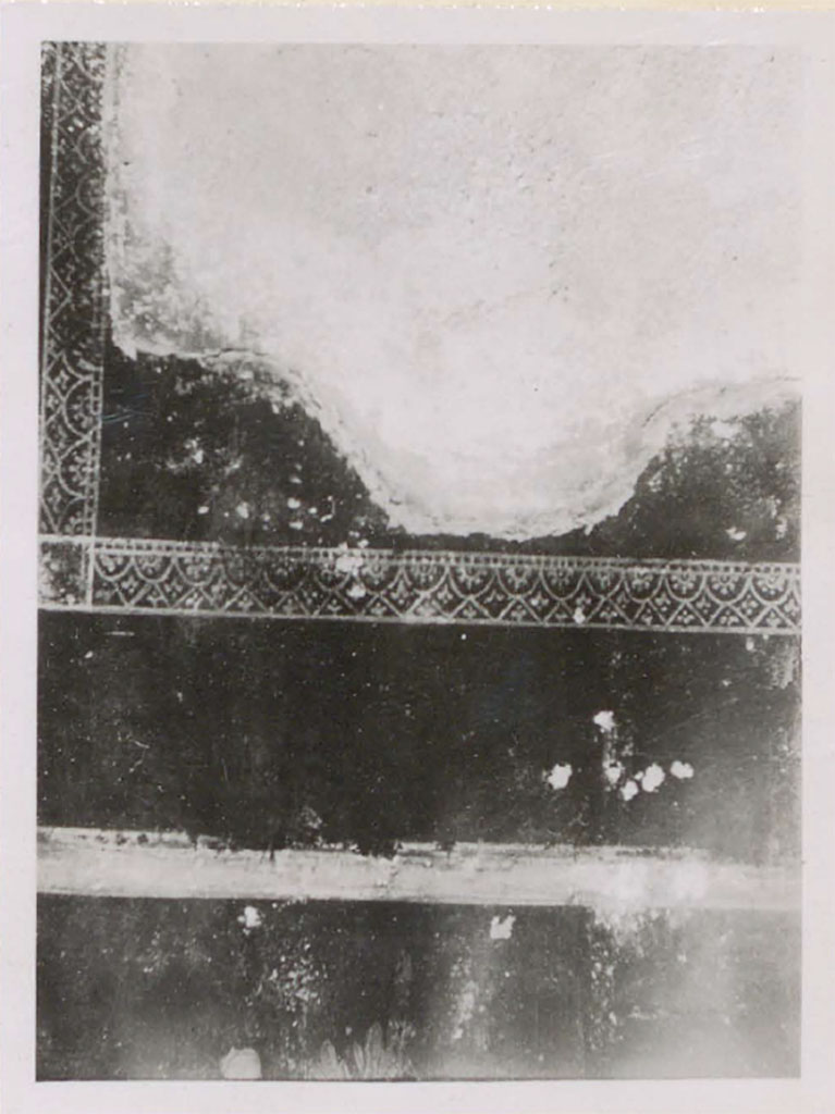 VI.8.3 Pompeii. Pre-1942. 
Room 11, decoration which formed part of the frame of the painting, from north-east corner of peristyle. 
See Warscher, T. 1942. Catalogo illustrato degli affreschi del Museo Nazionale di Napoli. Sala LXXX. Vol.2. Rome, Swedish Institute, p.47.
