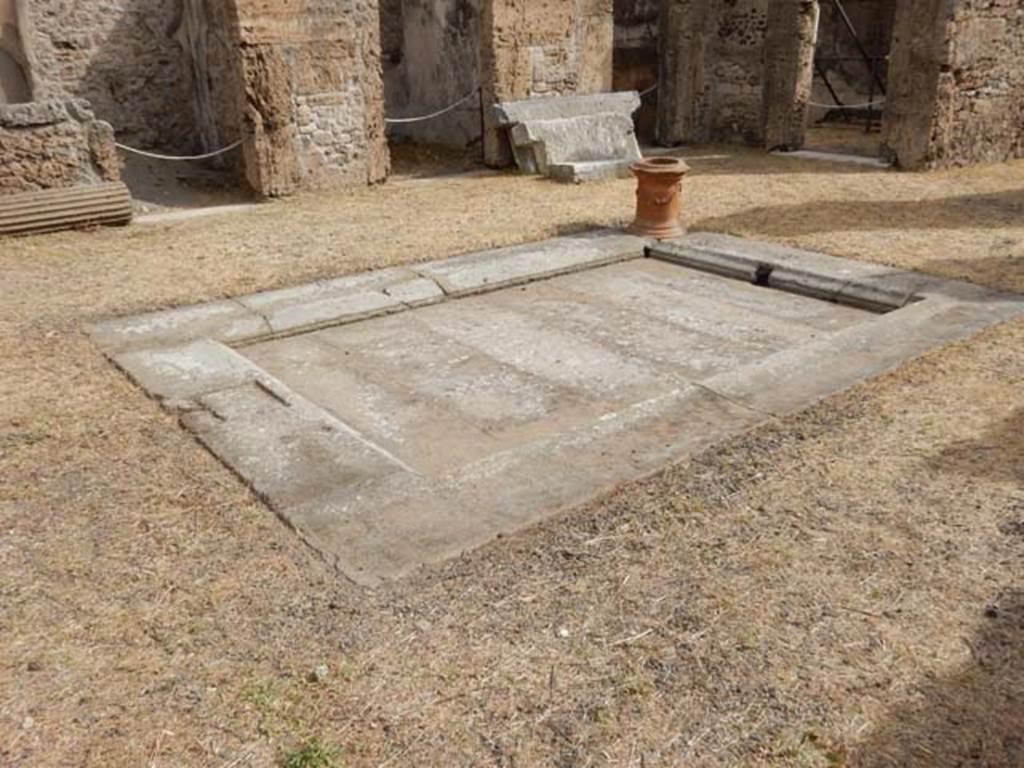 VI.8.22 Pompeii. May 2017. Looking north-east across impluvium and atrium.
Photo courtesy of Buzz Ferebee.
