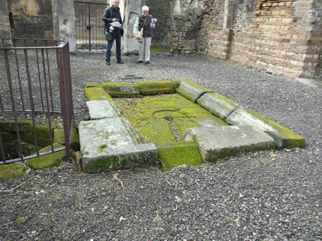 VI.10.6 Pompeii. March 2009. Room 1, looking west across impluvium in atrium.