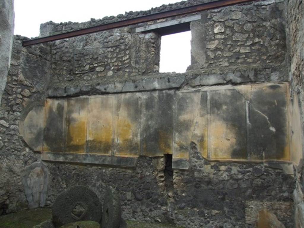 VI.10.6 Pompeii.  March 2009.  Room 6.  West wall.