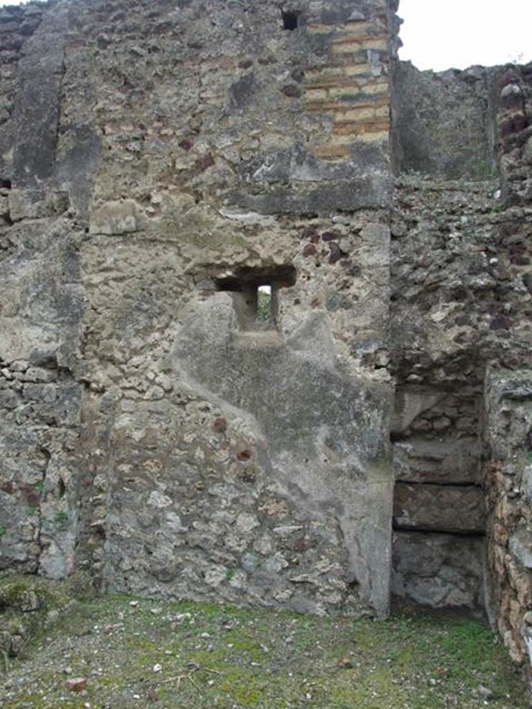 VI.10.7 Pompeii.  March 2009.  Room 19.  West wall.