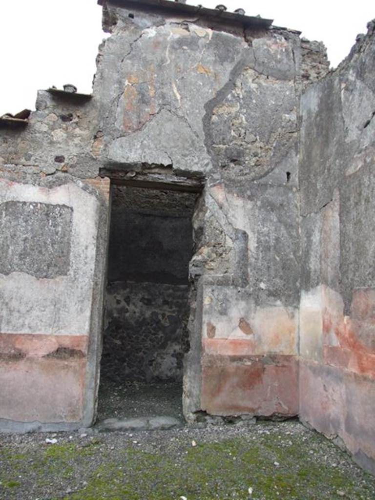 VI.10.11 Pompeii.  March 2009.  Room 4.