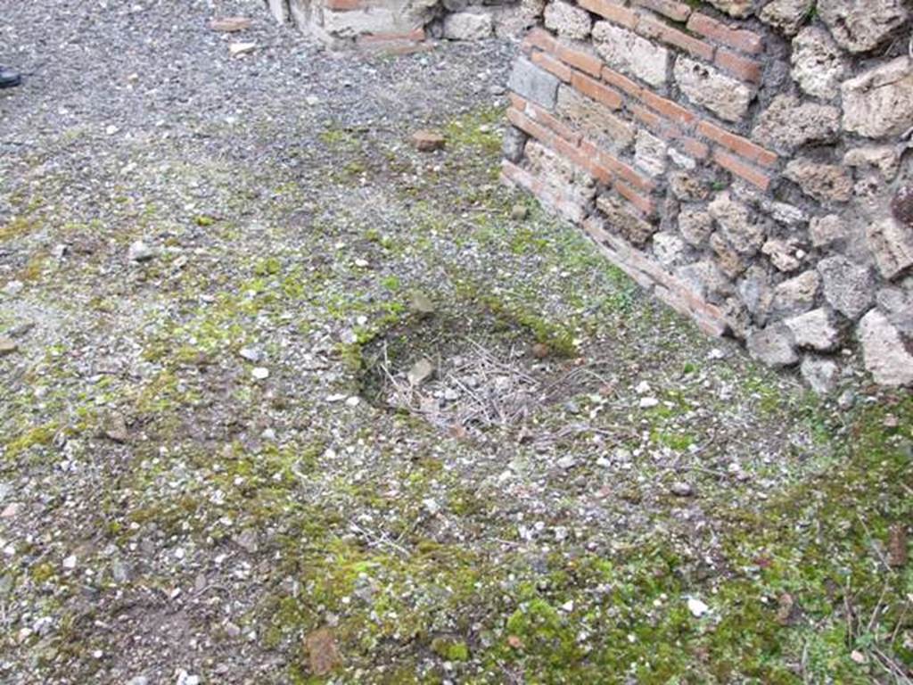 VI.10.14 Pompeii. March 2009. Room 3, atrium, floor outside room 4.