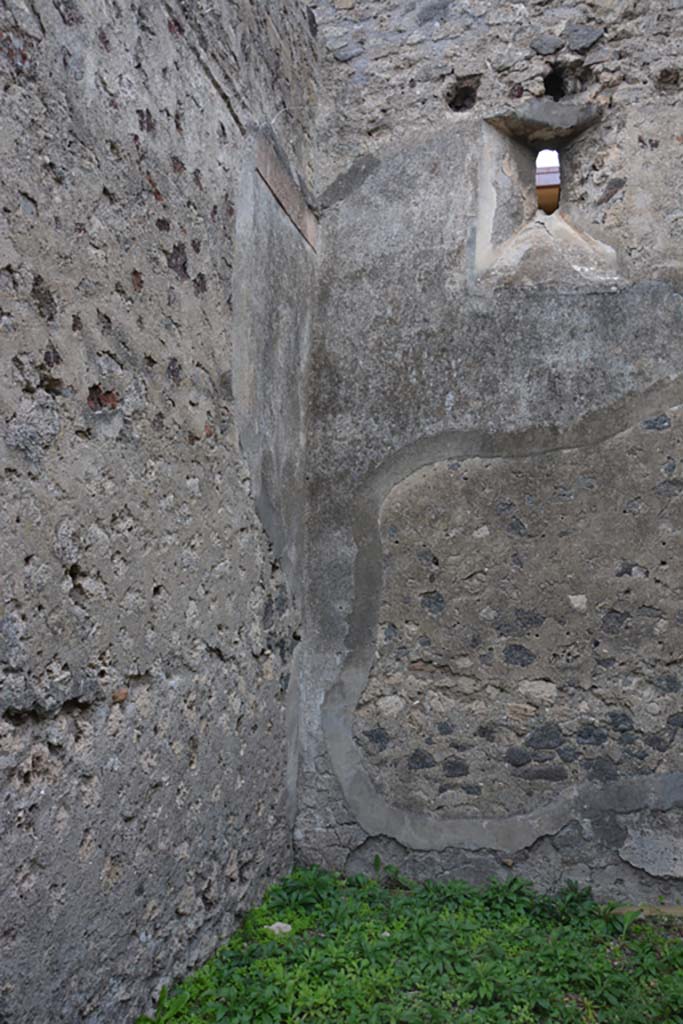 VI.11.9 Pompeii. October 2017. Room 8, looking towards south-west corner.
Foto Annette Haug, ERC Grant 681269 DCOR
