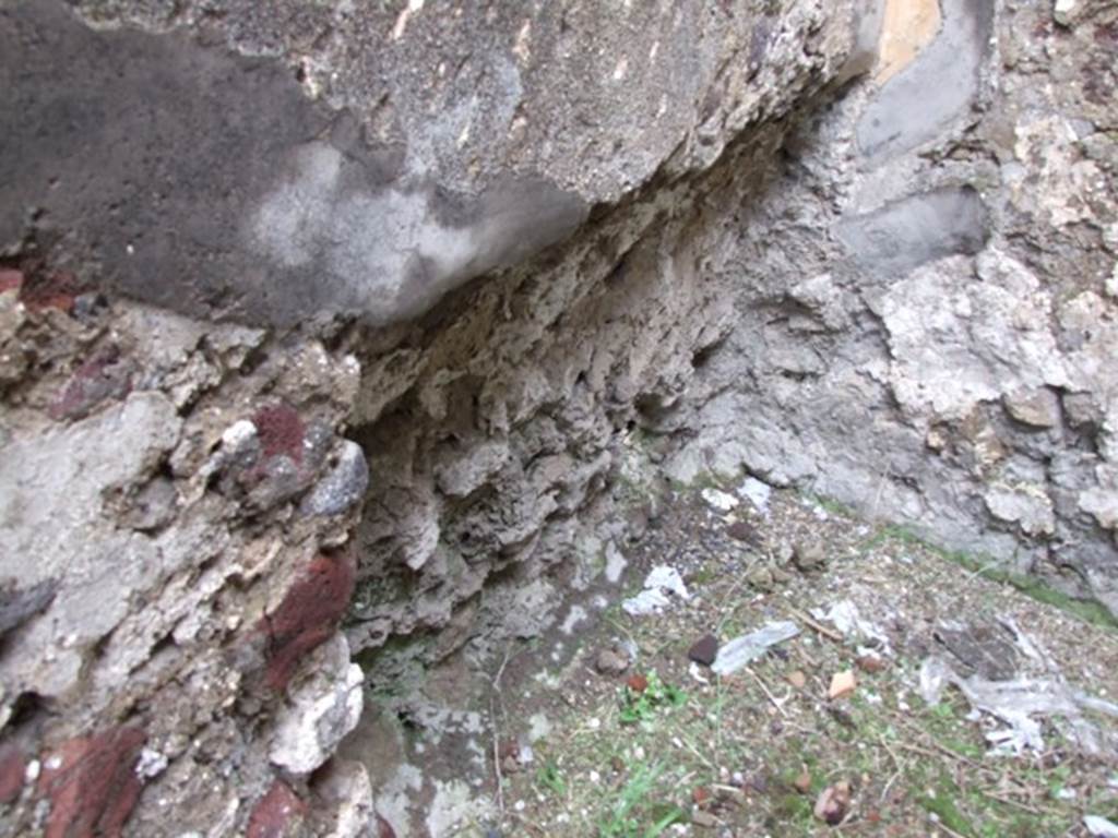 VI.11.9 Pompeii. March 2009. Room 14, recess in north-west corner.