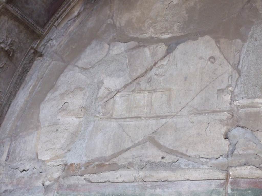 VI.11.9 Pompeii. Room 21, detail of stucco on east wall at north end.