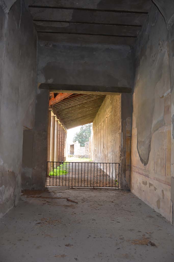 VI.11.10 Pompeii. October 2017. Room 39, looking south towards west portico.
Foto Annette Haug, ERC Grant 681269 DÉCOR

