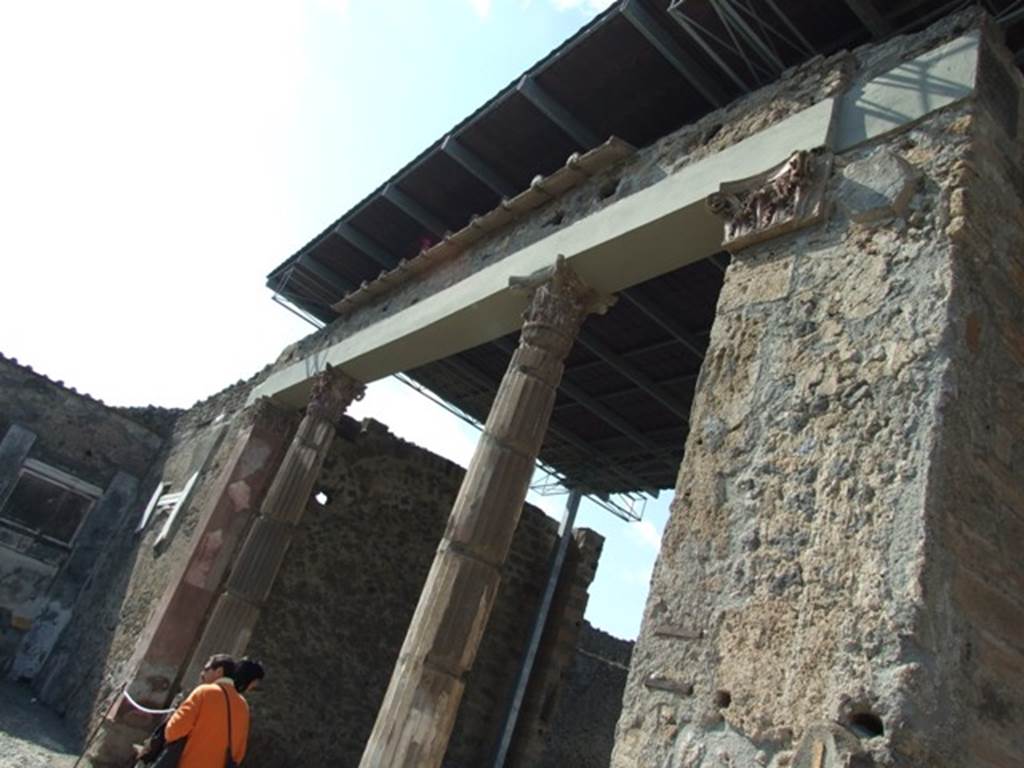 VI.12.2 Pompeii. March 2009.  Capitals above Exedra.