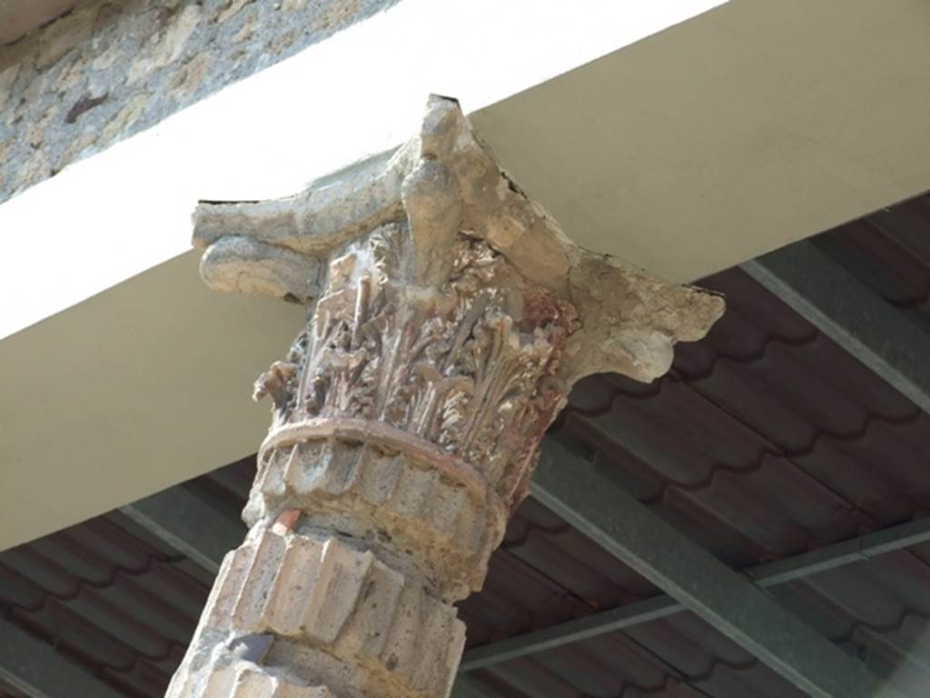 VI.12.2 Pompeii. March 2009. Capital on middle column towards west end of Exedra.