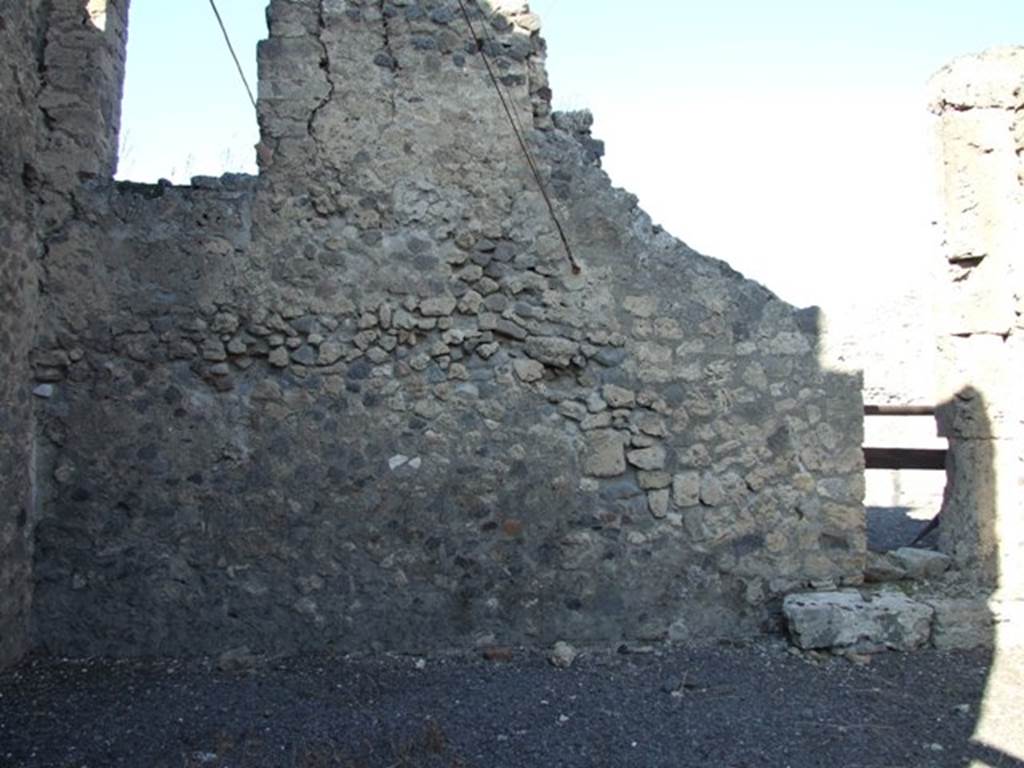 VI.13.1 Pompeii. December 2007. North wall of shop.  