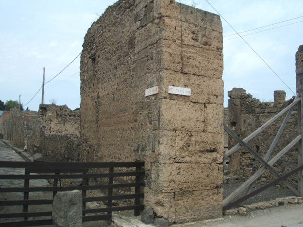 VI.13.1 corner of Via del Labirinto (on left) , from Via della Fortuna.
According to Della Corte, he hypothesised that the owner of house at VI.13.2, was possibly a Philippus. Philippus was mentioned in the recommendation found painted in red, on the external wall of VI.13.1, at the corner in the western vicolo. It read 
Philippus, gaudens (facit)  [CIL IV 304]
See Della Corte, M., 1965.  Case ed Abitanti di Pompei. Napoli: Fausto Fiorentino. (p.120)
According to Epigraphik-Datenbank Clauss/Slaby (See www.manfredclauss.de), CIL IV 304 read -
M(arcum) Holconium Priscum
[3] Philippus gaudens         [CIL IV 304]
According to Pagano and Prisciandaro, also found on this same wall in May 1831, were 
Popidium Secundum
aed(ilem) o(ro) v(os) f(aciatis)     [CIL IV 305, painted in black]
Helvium Sabinum    [CIL IV 306, painted in red]
Helv(iu]m Sabinum    [CIL IV 307, painted in black]
[3] Numisi[um    [CIL IV 308, painted in red]
See Pagano, M. and Prisciandaro, R., 2006. Studio sulle provenienze degli oggetti rinvenuti negli scavi borbonici del regno di Napoli. Naples : Nicola Longobardi. (p.145)   PAH III, 119.



