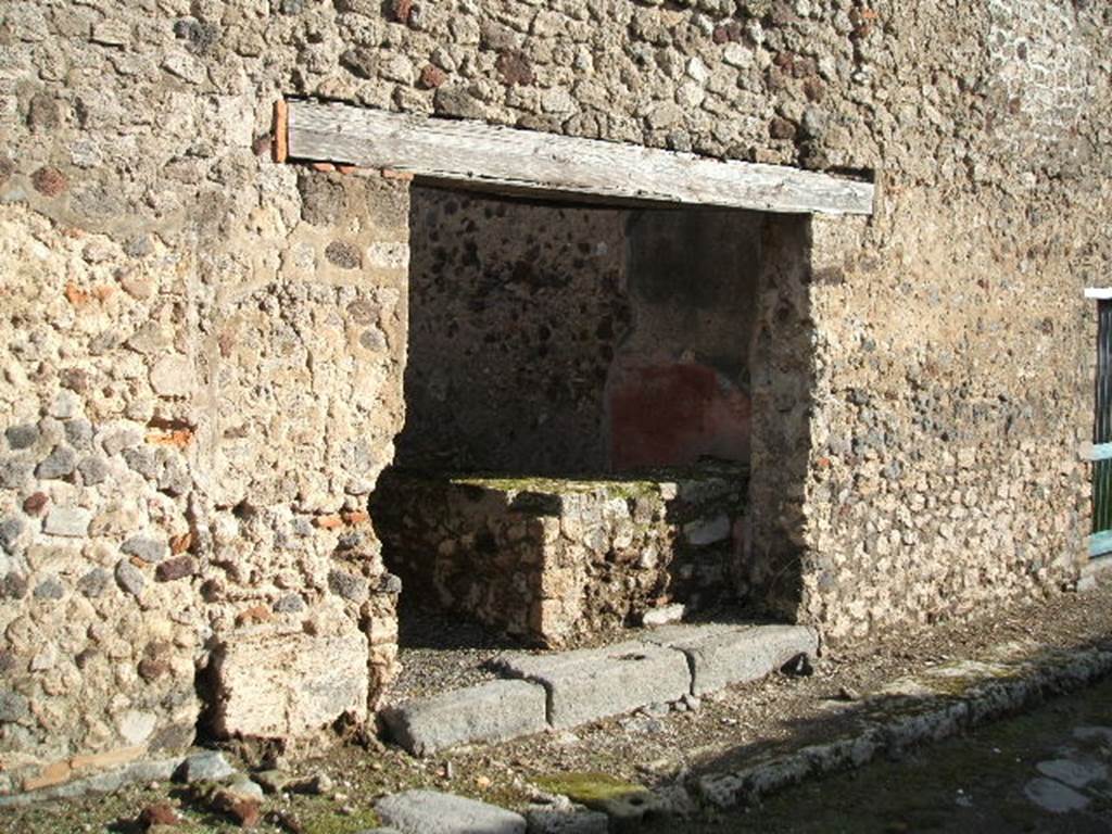 VI.13.17 Pompeii. December 2004. Looking south-east to entrance doorway to bar-room.