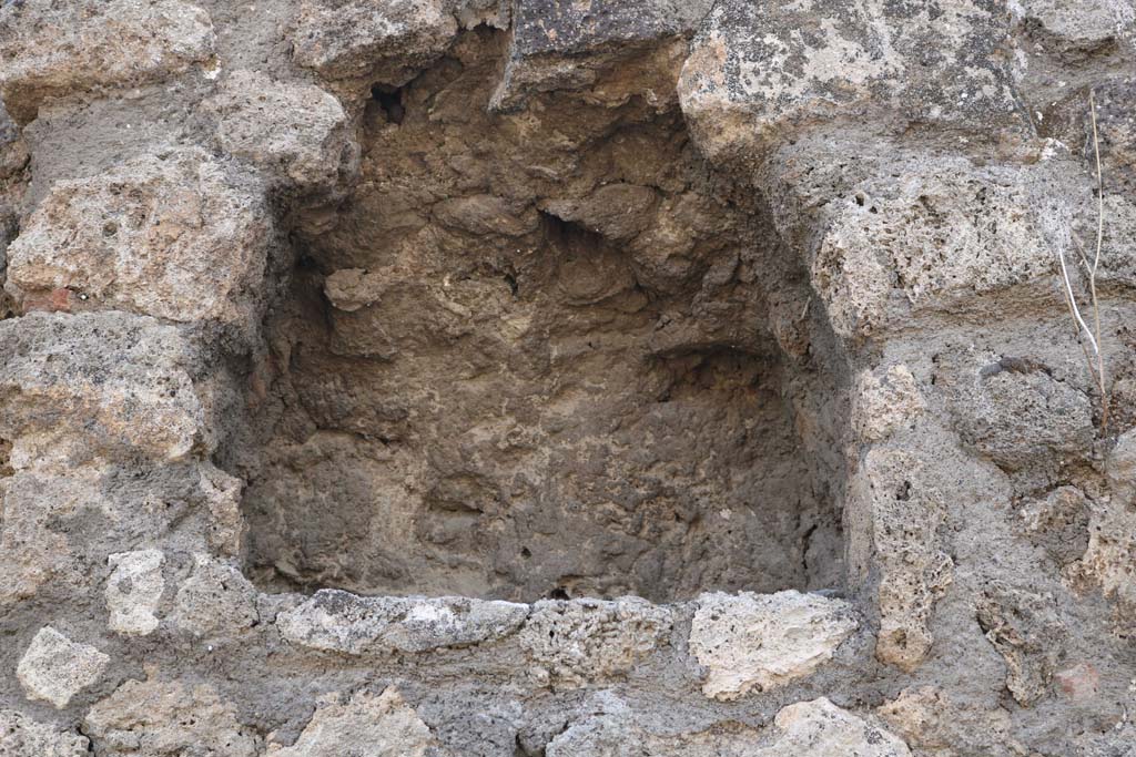 VI.14.1 Pompeii. December 2018. Niche in upper west wall of cubiculum. Photo courtesy of Aude Durand.