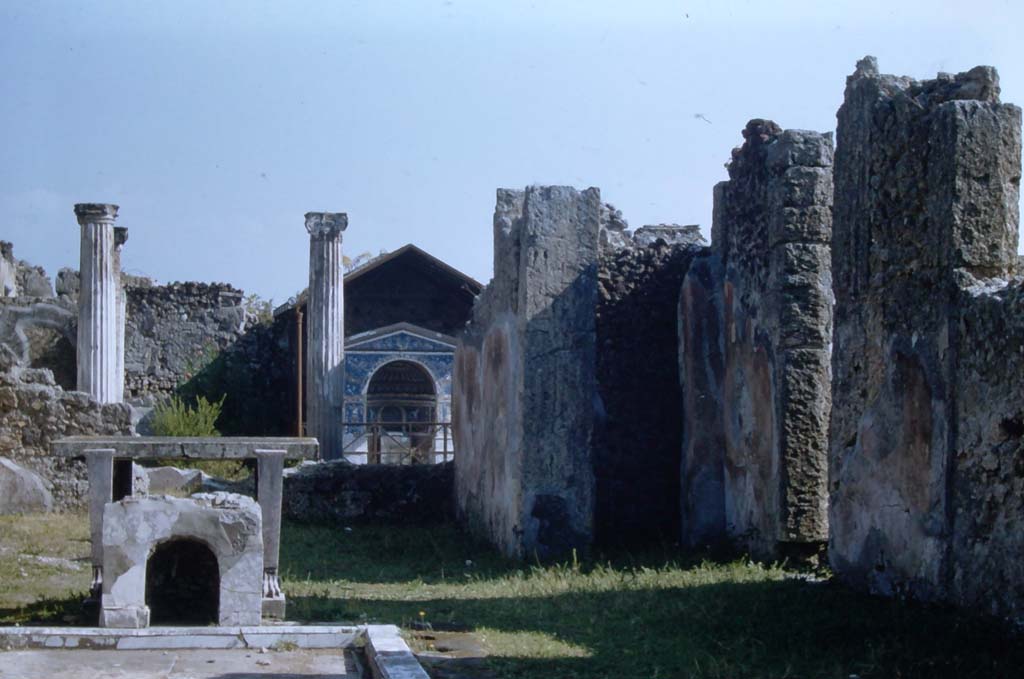 VI.14.43, Pompeii. November 1961. Room 1, looking east across atrium towards peristyle. Photo courtesy of Rick Bauer.