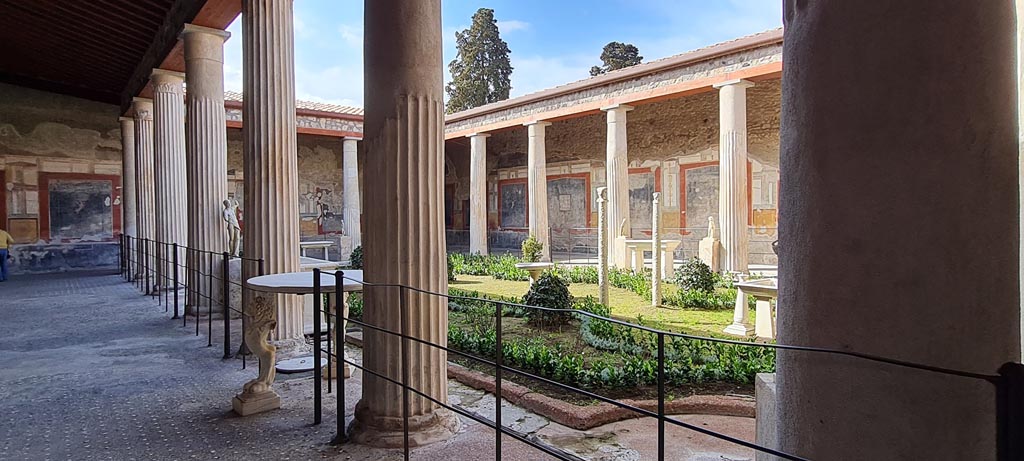 VI.15.1 Pompeii. April 2023. Looking south along east portico. Photo courtesy of Giuseppe Ciaramella.