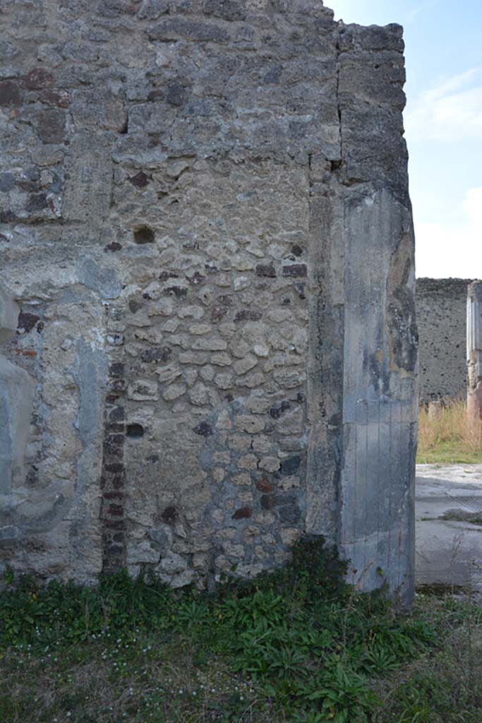 VI 15 5 Pompeii. March 2019. Room 1, atrium, west wall of atrium on south side of tablinum 7. 
Foto Annette Haug, ERC Grant 681269 DCOR.

