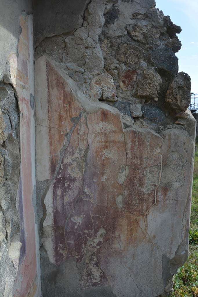 VI 15 5 Pompeii. March 2019. Cubiculum 14, detail of south wall.
Foto Annette Haug, ERC Grant 681269 DÉCOR.
