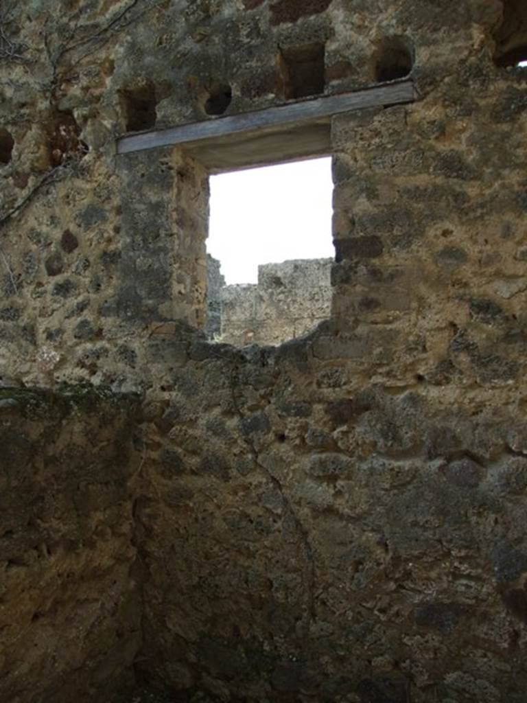 VI.15.5 Pompeii.  March 2009. Room 20.  Window in west wall.