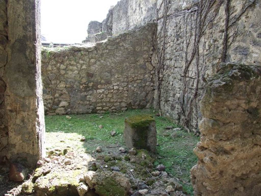 VI.15.5 Pompeii.  March 2009.   Room 20. Looking south west., towards rooms 19 and 21. 